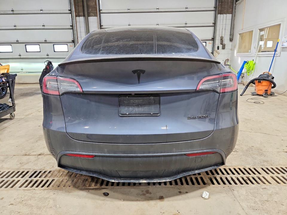 77600375 :رقم المزاد ، 7SAYGDEF5NF465338 vin ، 2022 Tesla Model Y مزاد بيع