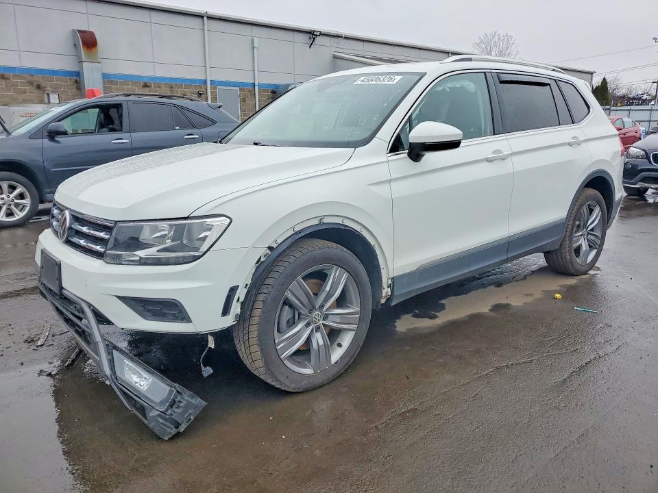 Продажа на аукционе авто 2021 Volkswagen Tiguan, vin: 3VV2B7AX8MM104845, номер лота: 45606326