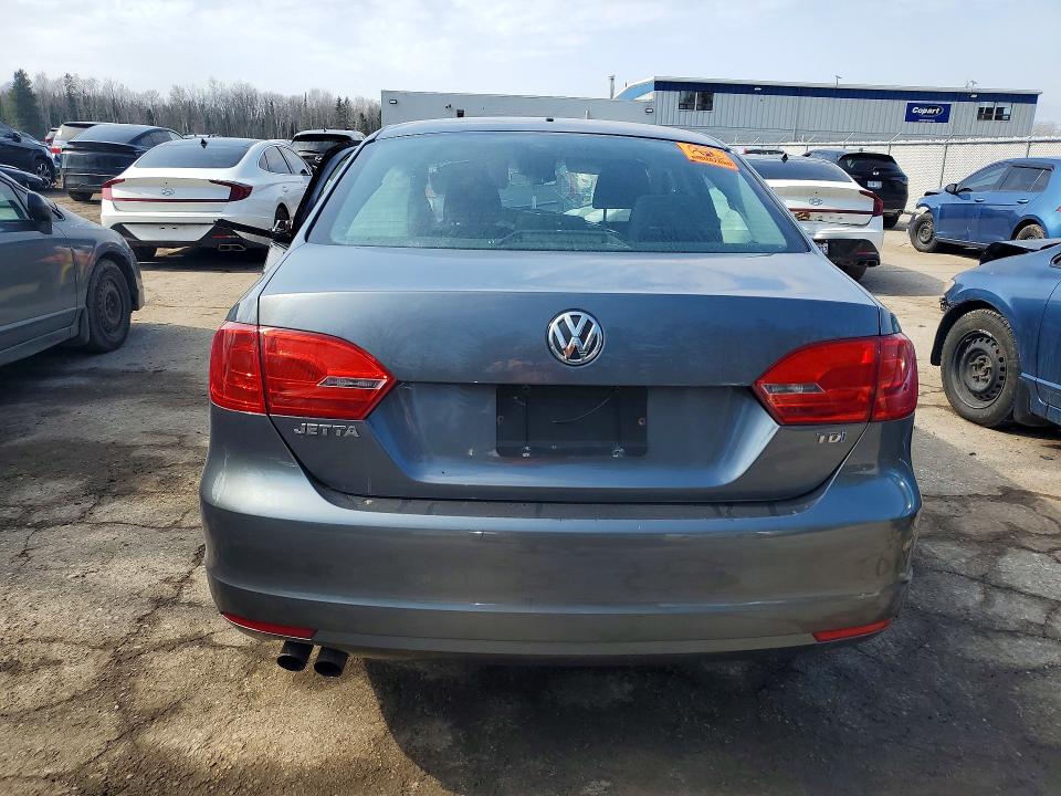 42047486 :رقم المزاد ، 3VWDL7AJ3DM452243 vin ، 2013 Volkswagen Jetta مزاد بيع