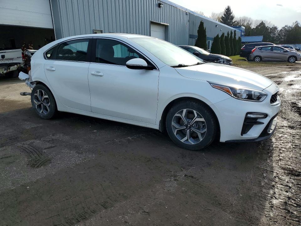 2020 Kia Forte მანქანა იყიდება აუქციონზე, vin: 3KPF54AD2LE207666, აუქციონის ნომერი: 47089956
