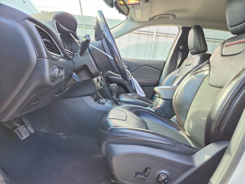2019 Jeep Cherokee მანქანა იყიდება აუქციონზე, vin: 1C4PJMBX0KD397542, აუქციონის ნომერი: 79603405