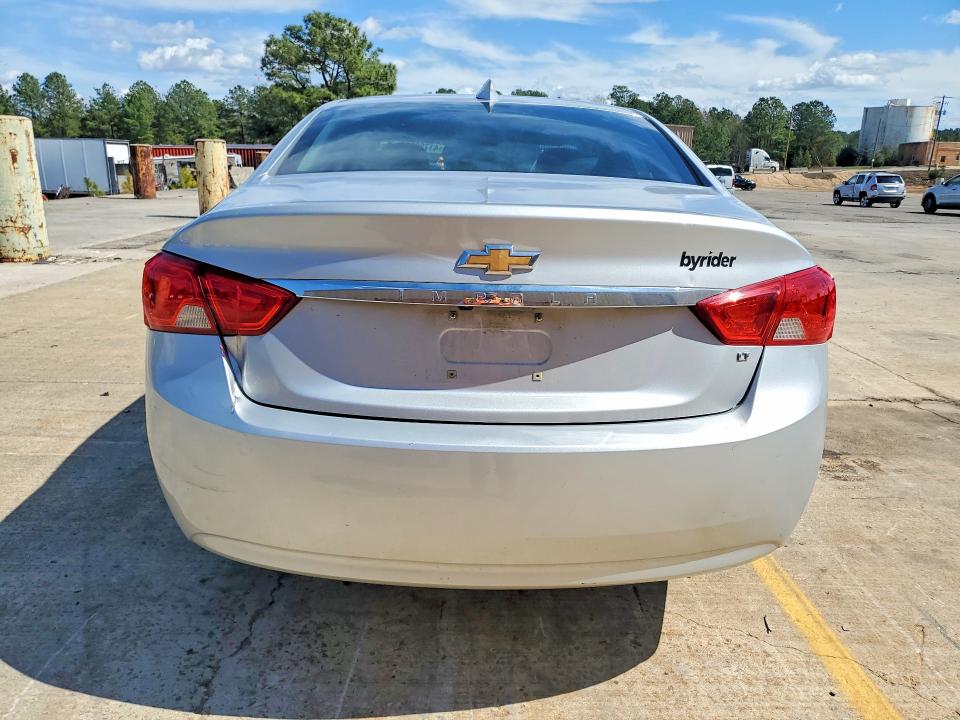 41790076 :رقم المزاد ، 2G1105SA2J9153907 vin ، 2018 Chevrolet Impala مزاد بيع
