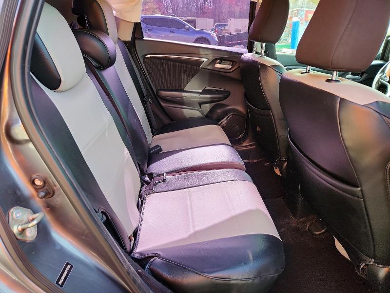 47526616 :رقم المزاد ، 3HGGK5H89KM747730 vin ، 2019 Honda Fit مزاد بيع