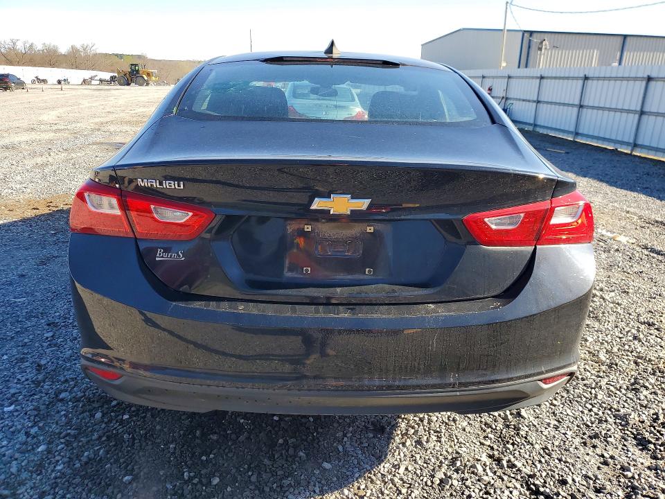 Продажа на аукционе авто 2018 Chevrolet Malibu, vin: 1G1ZB5ST4JF262276, номер лота: 45761626