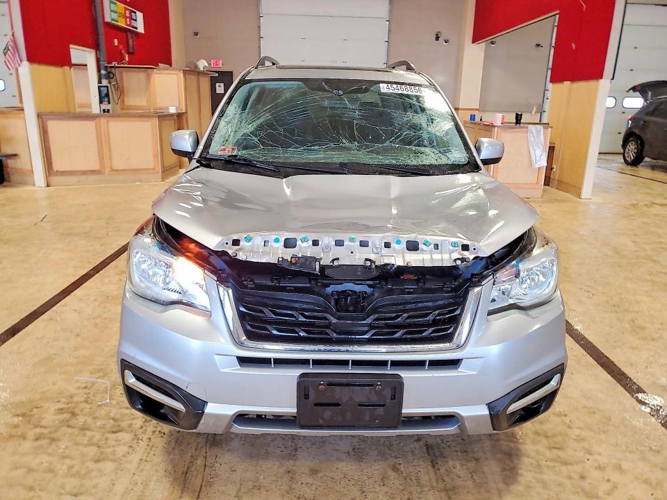 Продаж на аукціоні авто 2017 Subaru Forester, vin: JF2SJAECXHH543997, номер лоту: 45468856