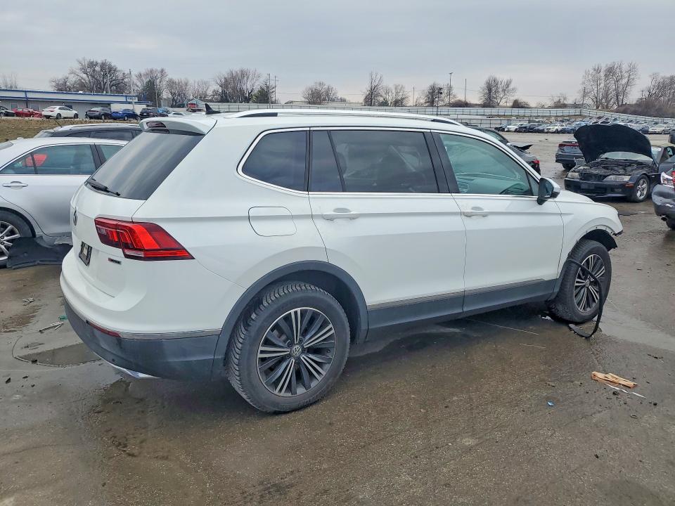Продажа на аукционе авто 2019 Volkswagen Tiguan, vin: 3VV2B7AX8KM039492, номер лота: 79482585