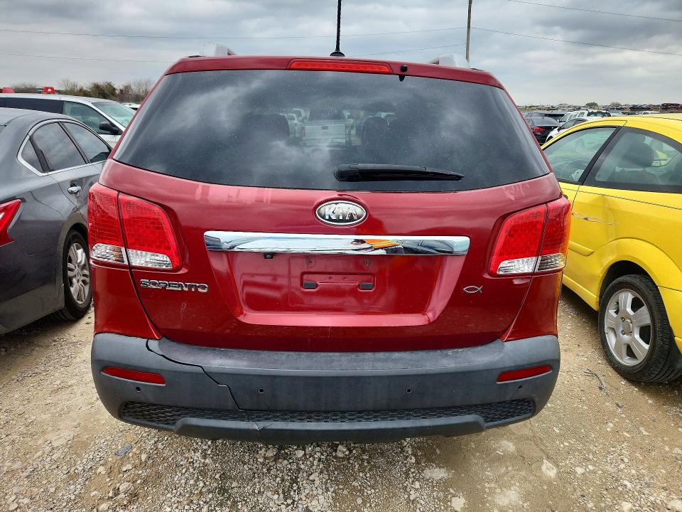 45463396 :رقم المزاد ، 5XYKT3A18BG088141 vin ، 2011 Kia Sorento مزاد بيع