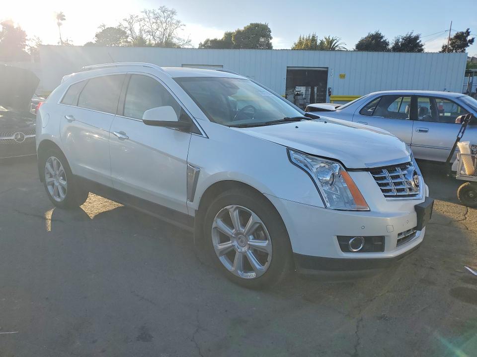 2016 Cadillac Srx მანქანა იყიდება აუქციონზე, vin: 3GYFNDE33GS500348, აუქციონის ნომერი: 79777265