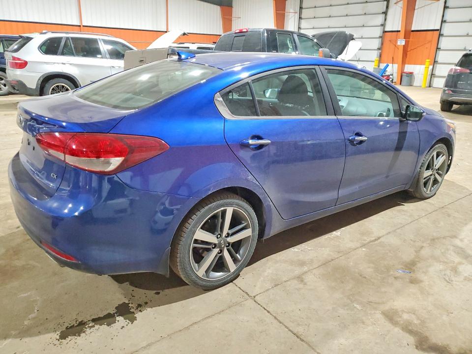 79576335 :رقم المزاد ، 3KPFL4A88HE035577 vin ، 2017 Kia Forte مزاد بيع