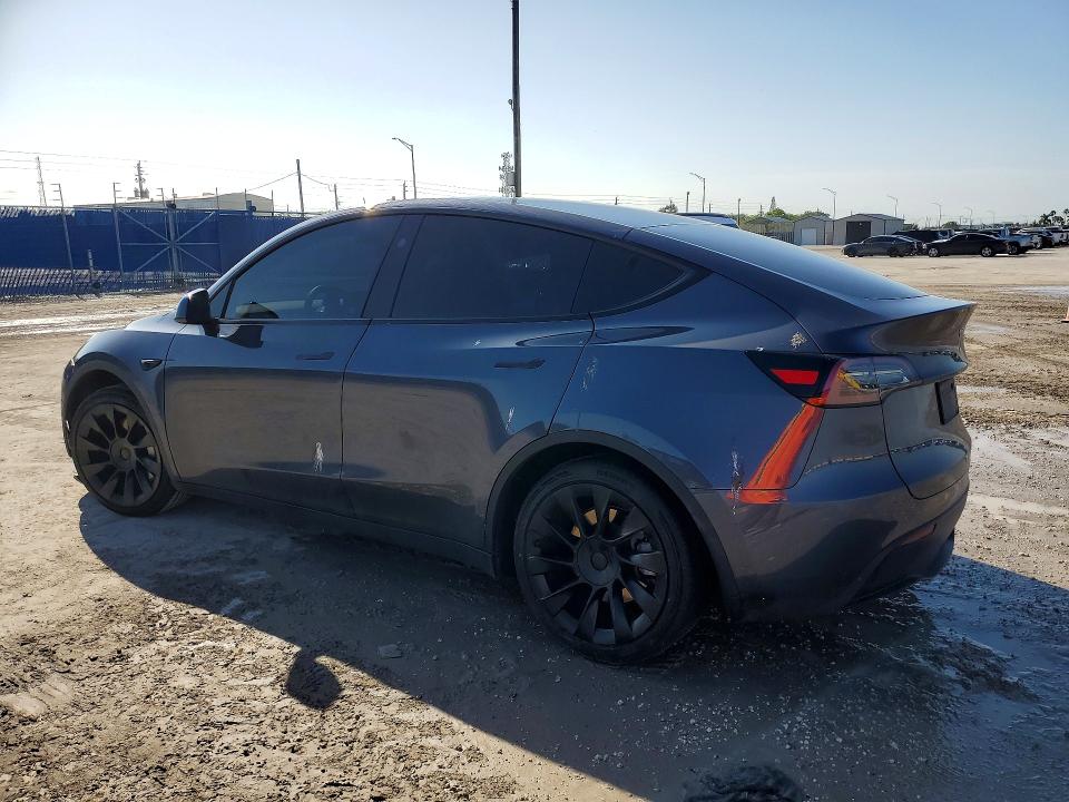 46614706 :رقم المزاد ، 7SAYGDED8PF959484 vin ، 2023 Tesla Model Y مزاد بيع