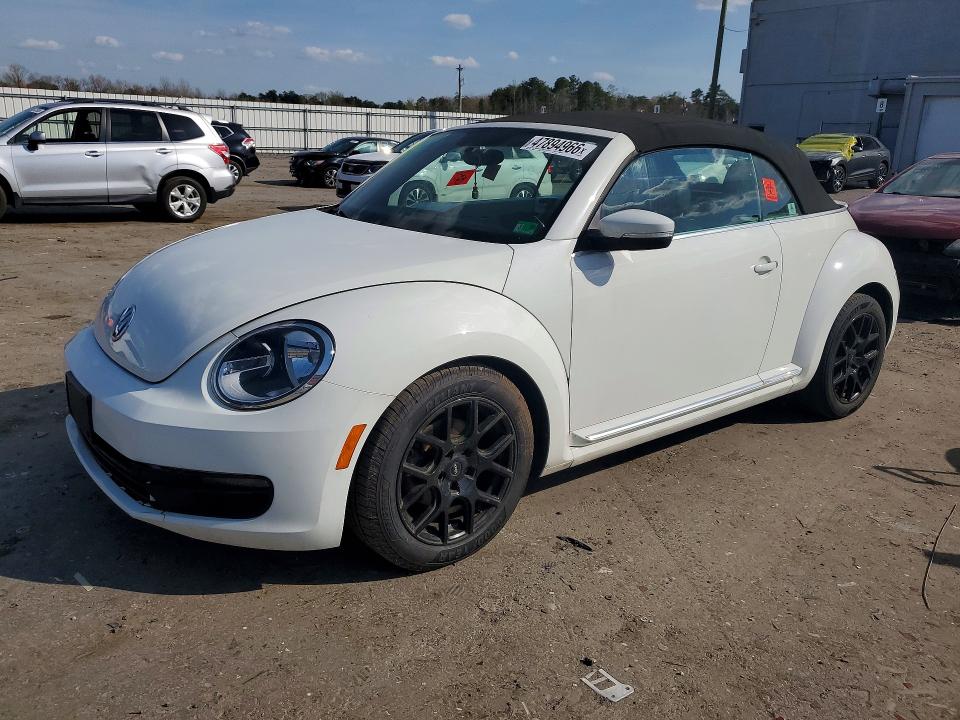 47894966 :رقم المزاد ، 3VW517AT5FM816578 vin ، 2015 Volkswagen Beetle مزاد بيع