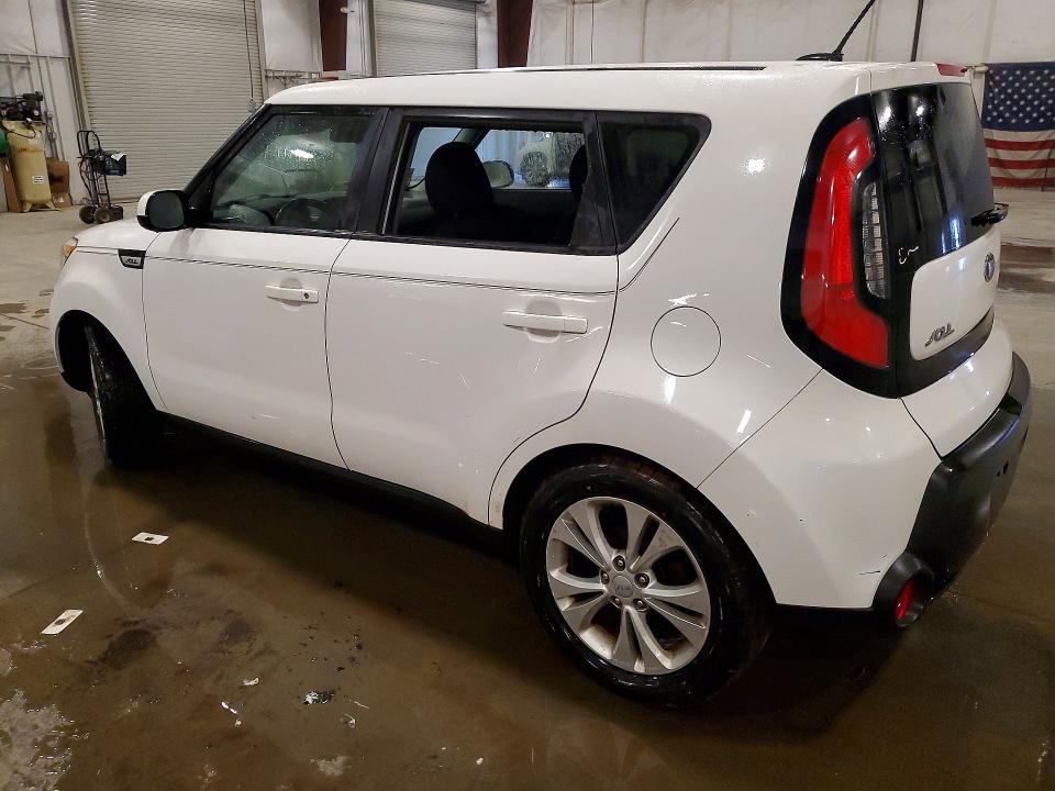 47450926 :رقم المزاد ، KNDJP3A50F7207435 vin ، 2015 Kia Soul مزاد بيع