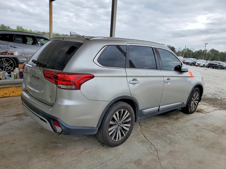 Продаж на аукціоні авто 2020 Mitsubishi Outlander, vin: JA4AD3A39LZ038517, номер лоту: 47882366