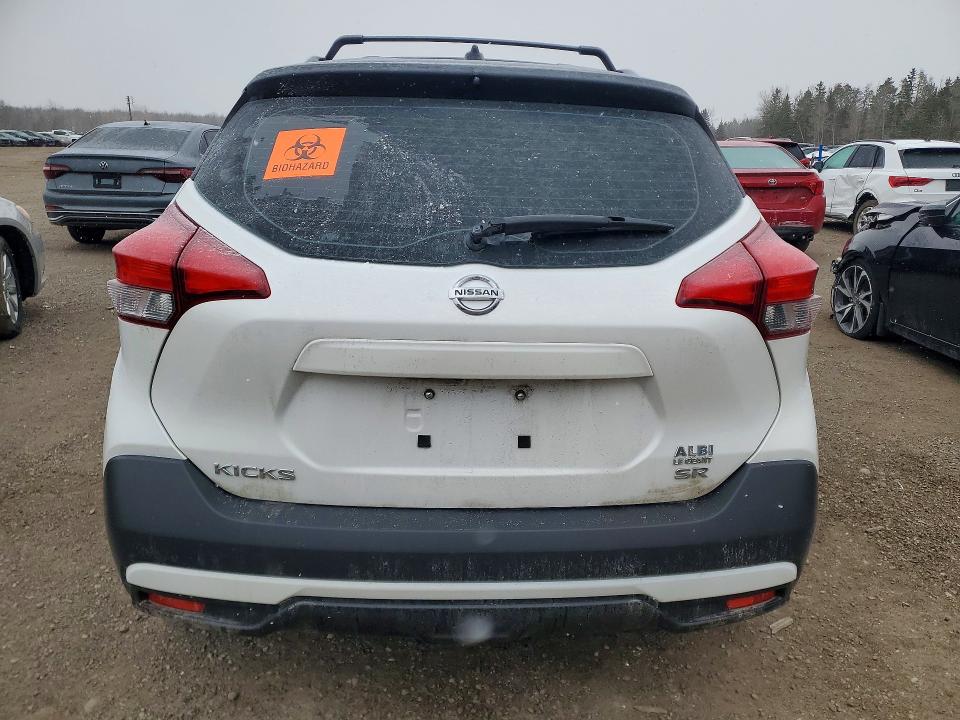 Продажа на аукционе авто 2019 Nissan Kicks, vin: 3N1CP5CUXKL543272, номер лота: 41996776