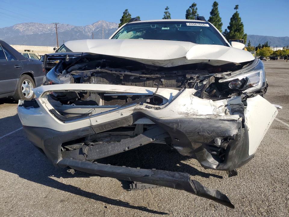 45567656 :رقم المزاد ، 4S4BTACC4M3165576 vin ، 2021 Subaru Outback مزاد بيع