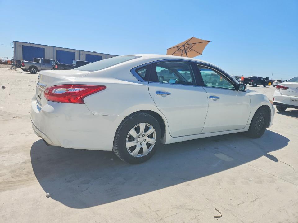 Продажа на аукционе авто 2016 Nissan Altima, vin: 1N4AL3AP5GN382098, номер лота: 46950516
