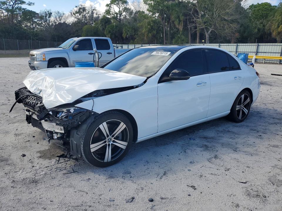 79626015 :رقم المزاد ، W1KAF4GB6NR046121 vin ، 2022 Mercedes-benz C مزاد بيع