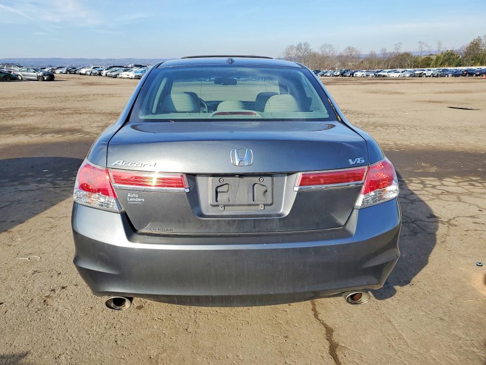 Aukcja sprzedaży 2012 Honda Accord, vin: 1HGCP3F88CA015692, numer aukcji: 46643936