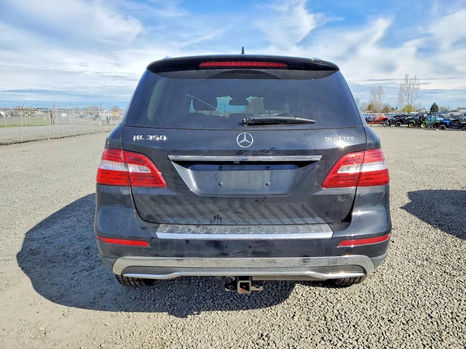 2013 Mercedes-benz Ml მანქანა იყიდება აუქციონზე, vin: 4JGDA2EB7DA200471, აუქციონის ნომერი: 46072216