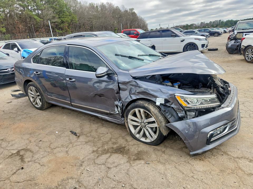 Продаж на аукціоні авто 2017 Volkswagen Passat, vin: 1VWCT7A32HC018108, номер лоту: 79606645