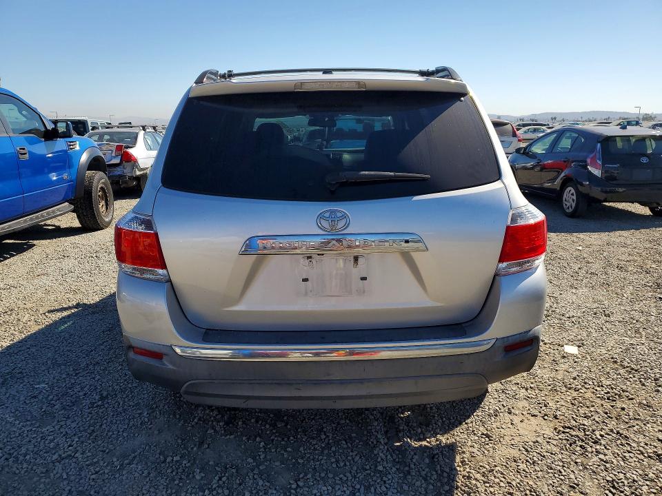 Продажа на аукционе авто 2013 Toyota Highlander, vin: 5TDYK3EH1DS122138, номер лота: 46419906