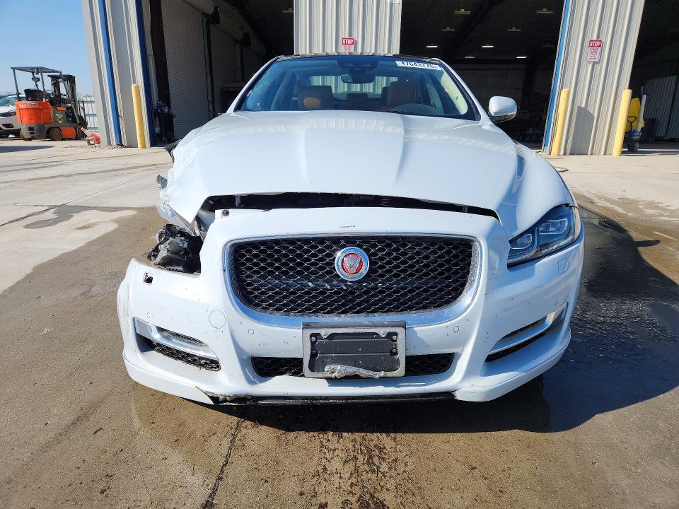 Продаж на аукціоні авто 2019 Jaguar Xj, vin: SAJXJ1CD0K8W20336, номер лоту: 47643776