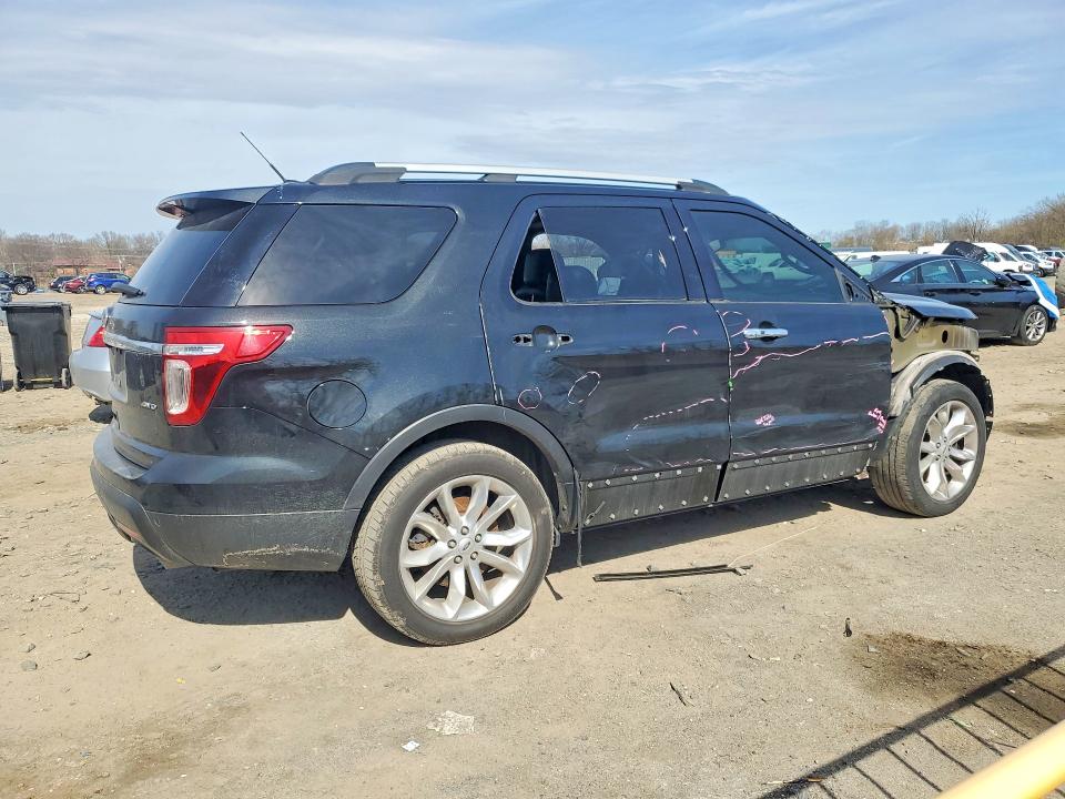 47096656 :رقم المزاد ، 1FM5K8F82DGC22964 vin ، 2013 Ford Explorer مزاد بيع