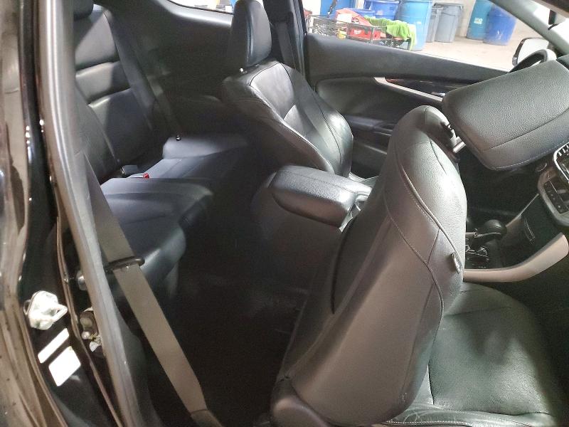 79402385 :رقم المزاد ، 1HGCT2B80EA004586 vin ، 2014 Honda Accord مزاد بيع