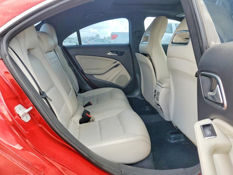 47307576 :رقم المزاد ، WDDSJ4EB8GN393790 vin ، 2016 Mercedes-benz Cla مزاد بيع
