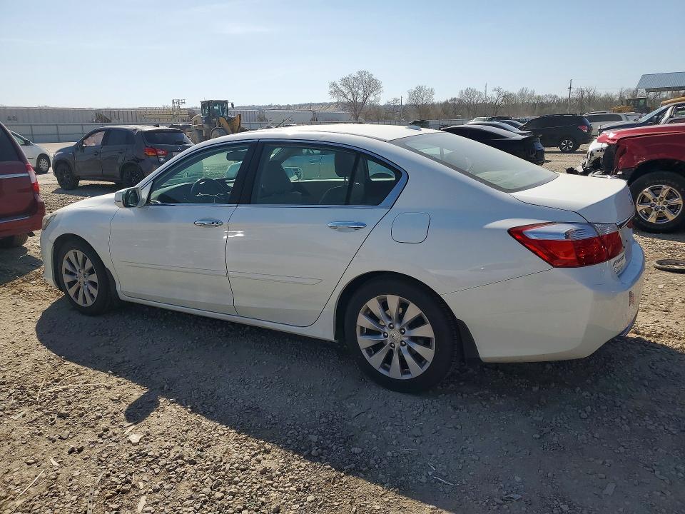 2013 Honda Accord მანქანა იყიდება აუქციონზე, vin: 1HGCR2F83DA003259, აუქციონის ნომერი: 46572646