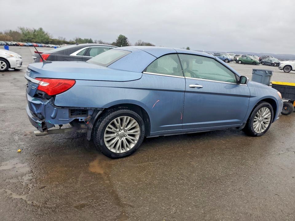 47023886 :رقم المزاد ، 1C3BC7EG6BN611644 vin ، 2011 Chrysler 200 مزاد بيع