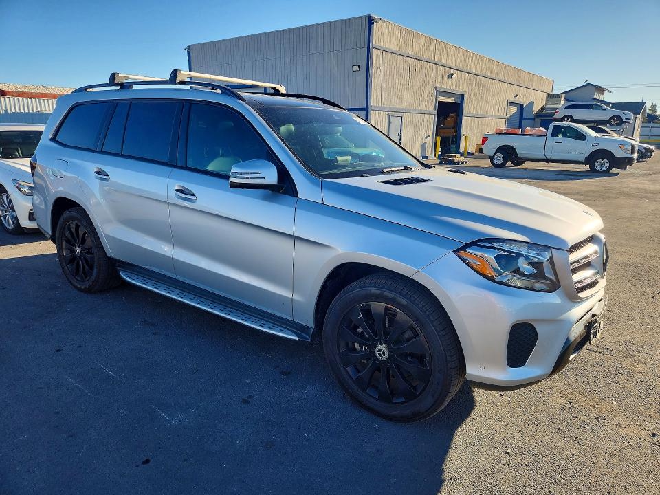 46178726 :رقم المزاد ، 4JGDF6EEXJB166342 vin ، 2018 Mercedes-benz Gls مزاد بيع