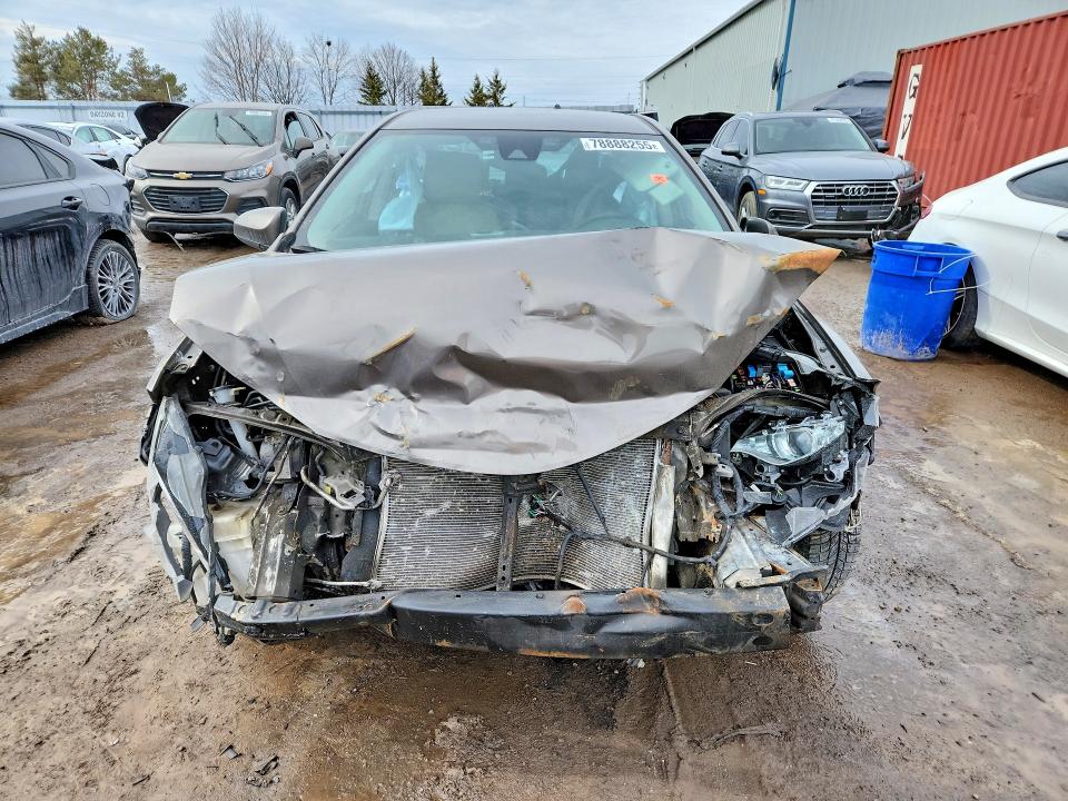 Продаж на аукціоні авто 2019 Toyota Corolla, vin: 2T1BURHE2KC231637, номер лоту: 78888255