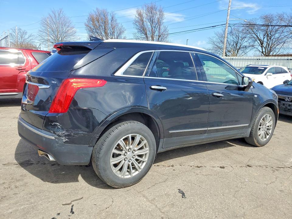 46559706 :رقم المزاد ، 1GYKNDRS2HZ312330 vin ، 2017 Cadillac Xt5 مزاد بيع