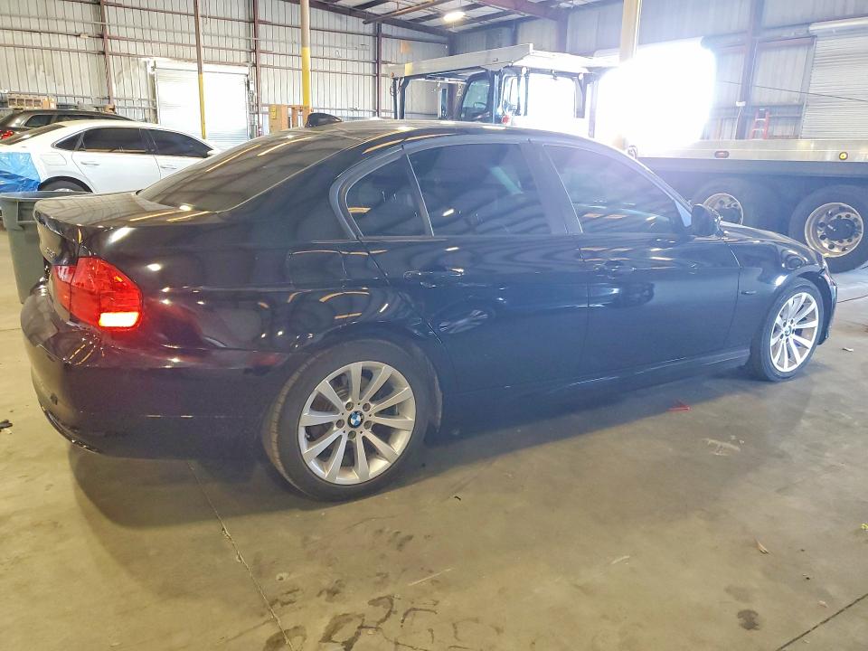 46366366 :رقم المزاد ، WBAPH7G53BNN06653 vin ، 2011 Bmw 328 مزاد بيع