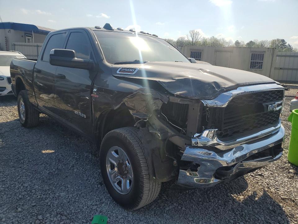 Продажа на аукционе авто 2021 Ram 2500, vin: 3C6UR5CL4MG629361, номер лота: 47100796