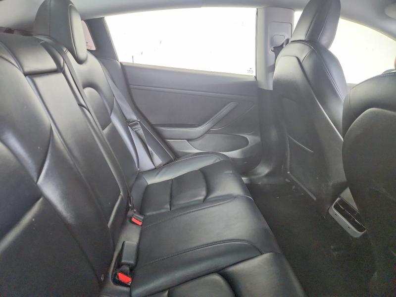 2022 Tesla Model 3 მანქანა იყიდება აუქციონზე, vin: 5YJ3E1EA3NF368526, აუქციონის ნომერი: 45689776