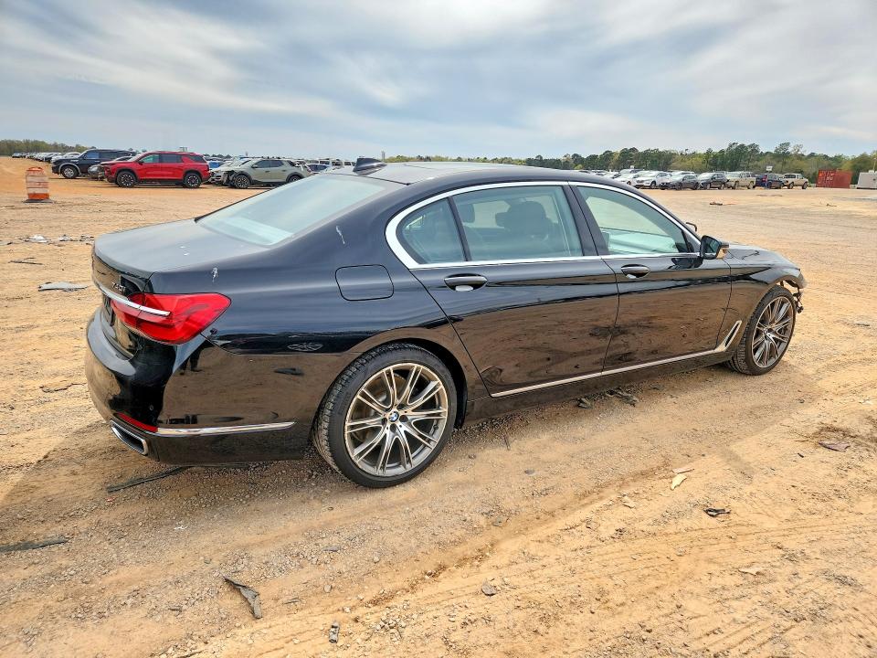 46664546 :رقم المزاد ، WBA7E2C5XGG738731 vin ، 2016 Bmw 740 مزاد بيع