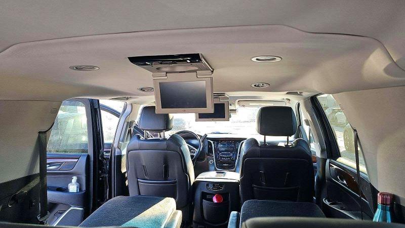 41906066 :رقم المزاد ، 1GYS4JKJ7JR335854 vin ، 2018 Cadillac Escalade مزاد بيع