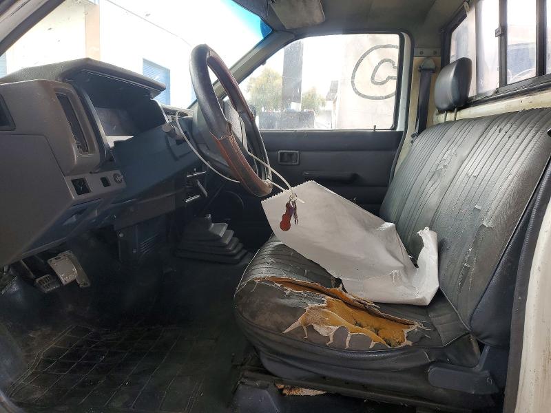 47153376 :رقم المزاد ، 1N6ND11S9KC364903 vin ، 1989 Nissan Truck مزاد بيع
