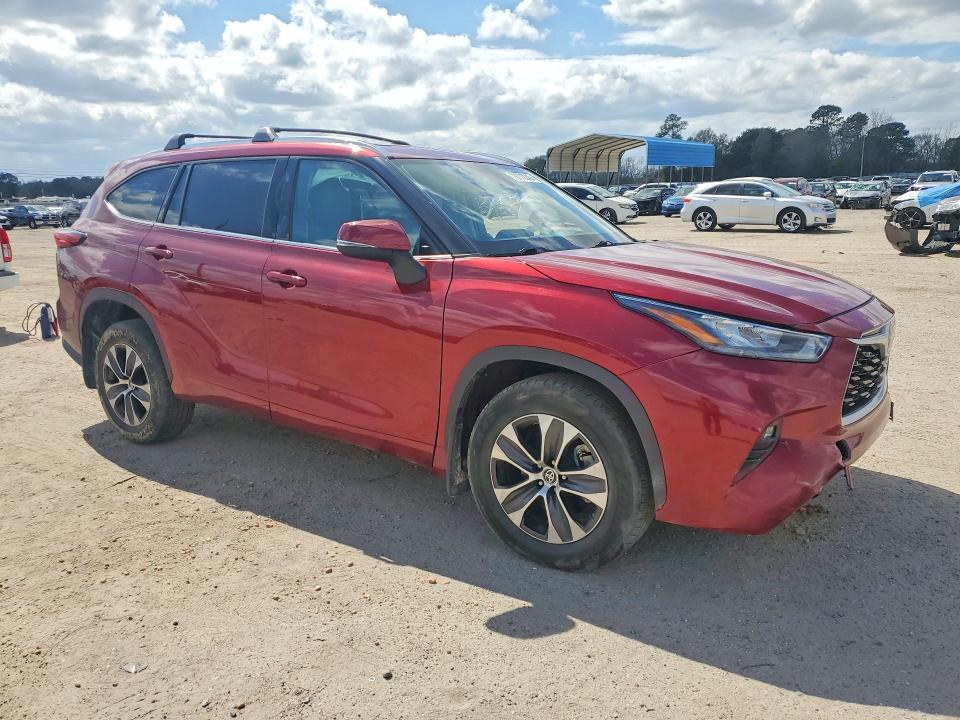 Продажа на аукционе авто 2020 Toyota Highlander, vin: 5TDGZRBH1LS017547, номер лота: 79772245