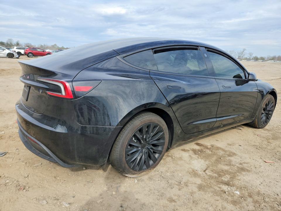 45611826 :رقم المزاد ، 5YJ3E1EAXSF069966 vin ، 2025 Tesla Model 3 مزاد بيع