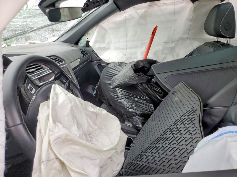 45498556 :رقم المزاد ، 3VV4B7AX1MM126405 vin ، 2021 Volkswagen Tiguan مزاد بيع