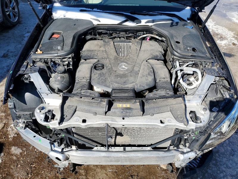 45513826 :رقم المزاد ، WDDZH6GB4JA412109 vin ، 2018 Mercedes-benz E مزاد بيع