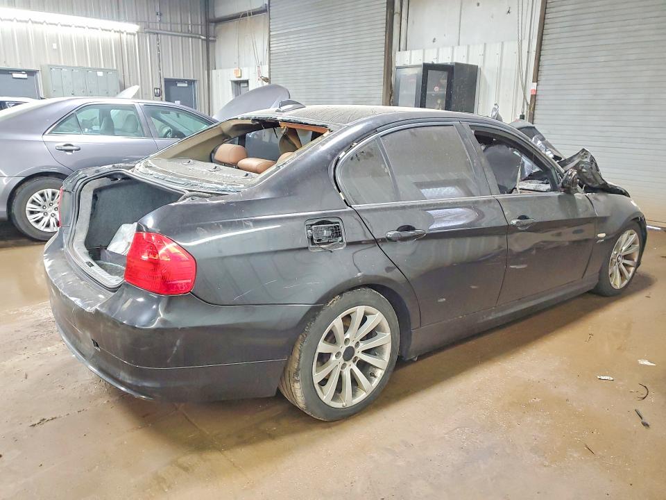 47305876 :رقم المزاد ، WBAPK5G54BNN80024 vin ، 2011 Bmw 328 مزاد بيع
