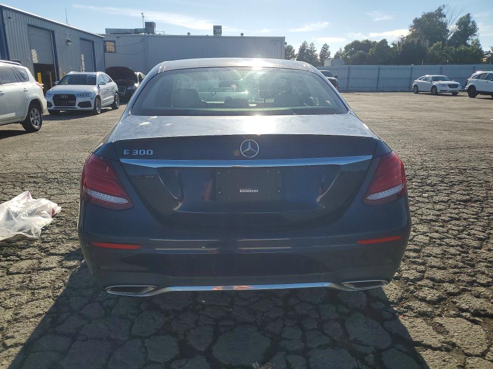 Продажа на аукционе авто 2018 Mercedes-benz E, vin: WDDZF4JB9JA383807, номер лота: 79752875