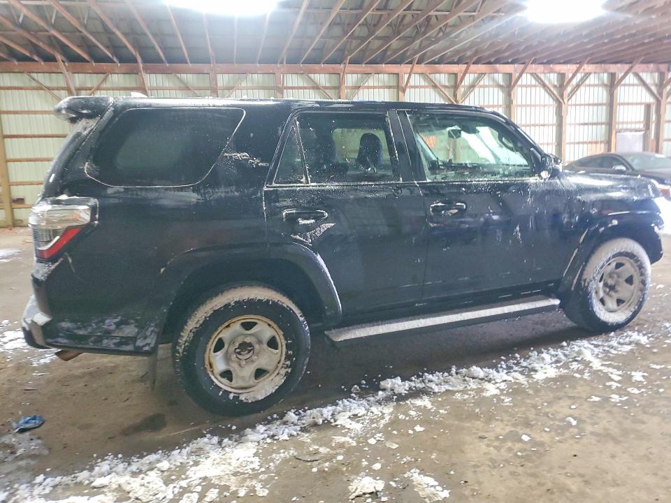 2022 Toyota 4runner მანქანა იყიდება აუქციონზე, vin: JTERU5JR7N5996568, აუქციონის ნომერი: 77369055