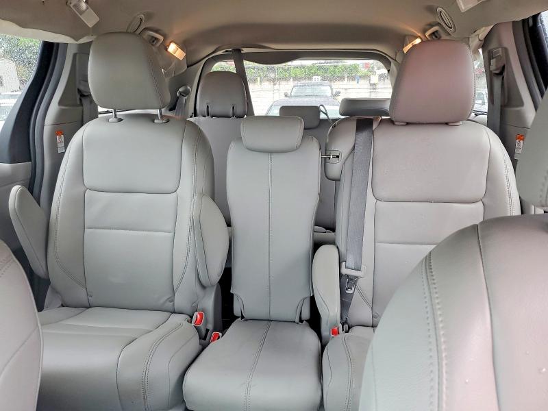 2018 Toyota Sienna მანქანა იყიდება აუქციონზე, vin: 5TDYZ3DC0JS942398, აუქციონის ნომერი: 48058876
