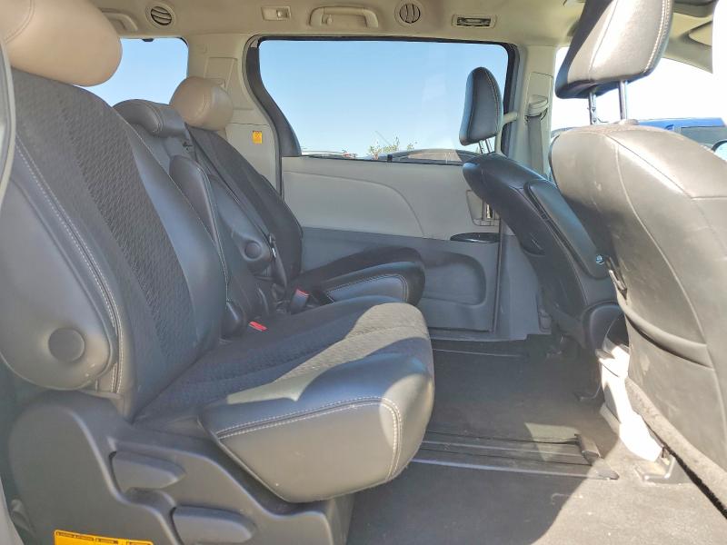 Aukcja sprzedaży 2011 Toyota Sienna, vin: 5TDXK3DC1BS035676, numer aukcji: 45443746