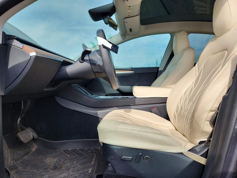 47764176 :رقم المزاد ، 7SAYGDED0PF970768 vin ، 2023 Tesla Model Y مزاد بيع